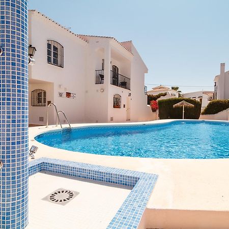 Los Pinos 23 Villas Casasol نيرخا المظهر الخارجي الصورة