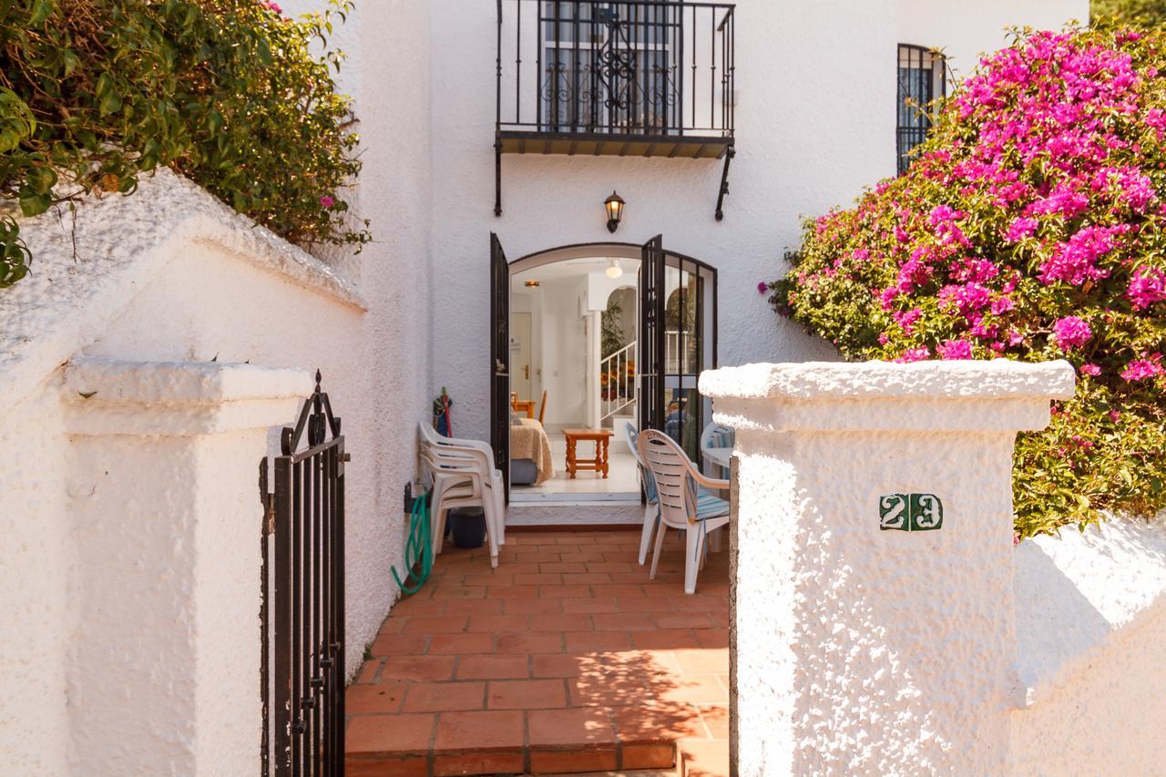 Los Pinos 23 Villas Casasol نيرخا المظهر الخارجي الصورة