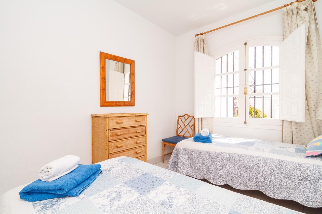 Los Pinos 23 Villas Casasol نيرخا المظهر الخارجي الصورة